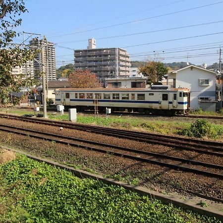 Shin Iizuka Station Hotel Bagian luar foto