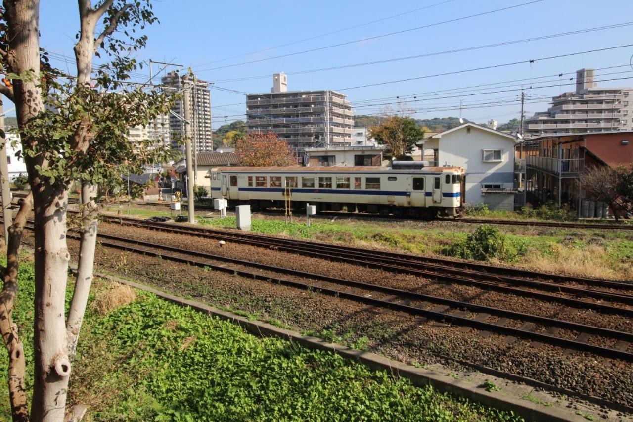 Shin Iizuka Station Hotel Bagian luar foto